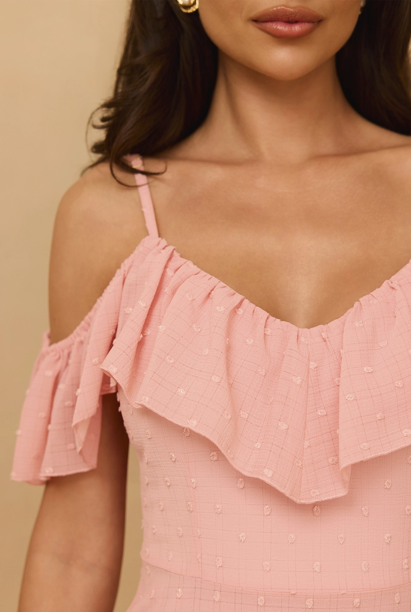 Lucette - Maxivestido rosa con escote español